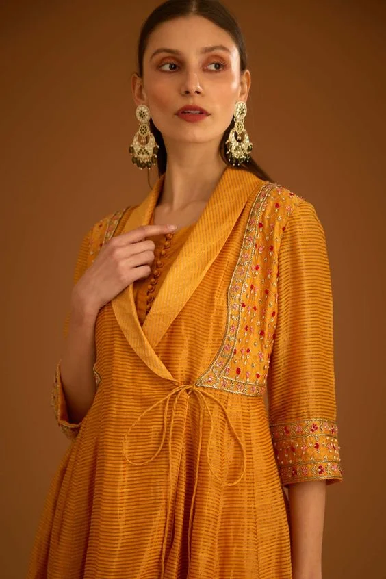 Ruched Collar on Angrakha Style Suit