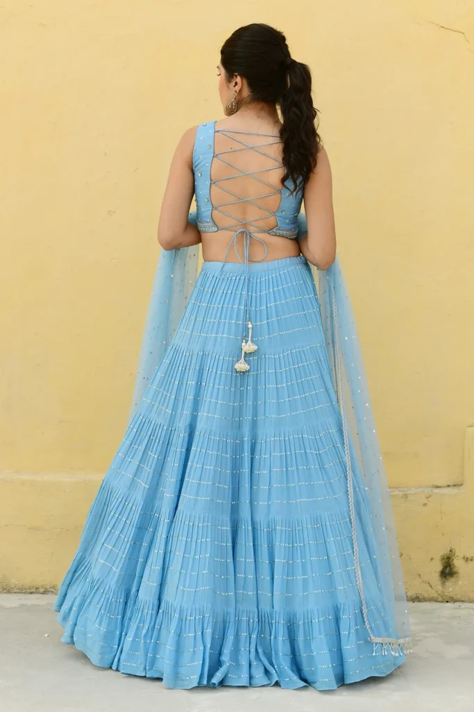 modern lehenga blouse back designs