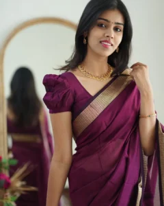 Minimalist saree hand design